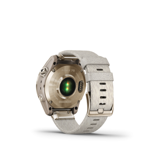 Garmin Fenix 7s Sapphire Solar Cream Gold Titanium Fonott Nylon szíjjal (Exclusive)	010-02539-39
