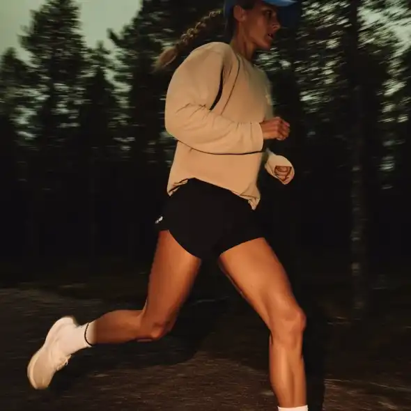 akkumul&aacute;tor &uuml;zemidő 30 &oacute;ra gps m&oacute;dban